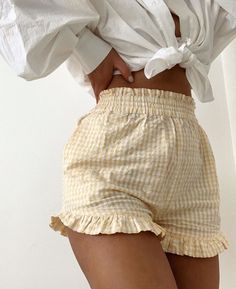 Flowers Daisies, Diy Sy, Spring Shorts, Mode Inspo, Looks Style, Spring Summer Outfits, Fashion Sewing, Sewing Clothes, Palm Springs