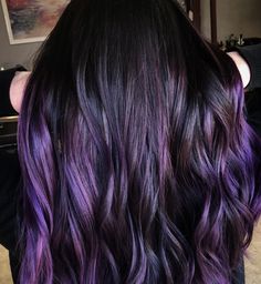 Blackberry Dye, Blackberry Hair, Blackberry Hair Colour, Dark Purple Hair Color, Spring Hair Color Trends, Trendy We Fryzurach, Dark Purple Hair, Dyed Hair Pastel, Makeup Tip