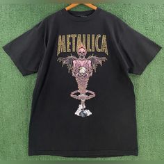 Authentic Vintage 1996 Metallica King Nothing T-Shirt Men’s Large Giant Pushead Measurements: 44 Inch Chest 30 Inches Top To Bottom Condition Is Pre-Owned. Tag Has Been Removed. Lite Fading, Piling, And Fabric Ware Throughout. Please See Photos Above For Reference. Amazing Vintage Metallica T-Shirt. Ships Same Or Next Day. Thanks For Looking! King Nothing, Giants Shirt, Metallica T Shirt, Future Clothes, Mens T Shirts, T Shirt Men, Metallica, Favorite Outfit, Mens T