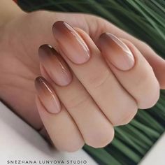 27 Fabulous Nude Ombre Nail Ideas To Glam Up Your Outfits - 206 Brown Ombre Dip Nails, Brown Nail Art, Thanksgiving Nail Designs, Nude Nail Designs, Easy Nails, Ombre Nail Designs, Thanksgiving Nails, Brown Nails, Orange Nails