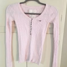 Womens Henley, The Cardigans, 2000s Clothes, Henley Sweater, Hollister Sweater, 2000s Fashion Outfits, S Crew, 가을 패션, 2000s Fashion