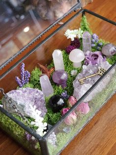 Crystal Mushroom Terrarium, Crystal Garden Terrarium Diy, Terrarium Ideas Crystals, Crystal Terrarium Diy Fairies Garden, Crystal Garden Diy, Mermaid Aesthetic Decor, Crystal Projects Diy, Diy Crystal Display, Crystal Terrarium Ideas