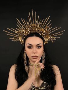 Gold Goddess Crown Gala Crown Spike Halo Headpiece Sunburst - Etsy Sunburst Headpiece, Gold Goddess Costume, Headpiece Halo, Sunburst Crown, Headgear Fashion, African Crown, Gold Goddess, Halo Headpiece, Crown Halo