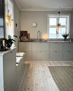 the kitchen is clean and ready for us to use in its new owner's home