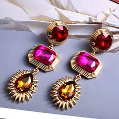 Brand Name: Behind youMetals Type: Zinc AlloyOrigin: CN(Origin)Style: TRENDYFine or Fashion: FashionModel Number: E2000703Item Type: EarringsEarring Type: Drop EarringsShape\pattern: GeometricMaterial: Zinc AlloyGender: WomenPurpose: Christmas GiftType: Long EarringsSelling Points: Colorful Crystal Crystal Dangle Earrings, Long Drop Earrings, Colorful Earrings, Gold Rhinestone, Rhinestone Jewelry, Gold Drop Earrings, Gold Fashion, Accessories For Women, Long Earrings