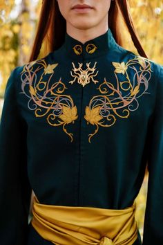 Elven Embroidery, Fantasy Outfits Male, Wholesome Wedding, Costume Chevalier, Elven Wedding, Outfits Male, Wedding Dresses A, Fantasy Outfits, Wedding Dresses A Line