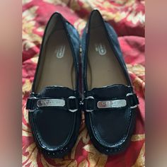 Coach Loafers Brand New, Size 9 Navy Loafers, Coach Loafers, Coach Flats, Gold Flats, Bow Flats, Leather Cap, Driving Shoes, Suede Loafers, Leather Ballet Flats