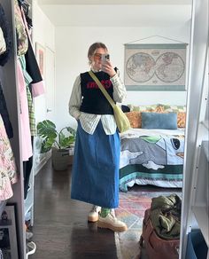 Dress Outfits Layered, Quirky Fashion Winter, Spring Outfit Inspo Aesthetic, Maxi Dress Layering Outfit, Long Denim Skirt Winter Outfit, Denim Maxi Dress Outfit, Maxi Skirt Outfit Winter, Dress Layering Outfit, Ganni Vest