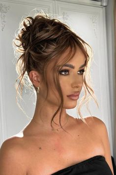 Bun Hair Piece, Ball Hairstyles, Messy Bun Hairstyles, Glam Hair, Hair Up Styles, Penteado Cabelo Curto, Fancy Hairstyles, Hair Stylist Life