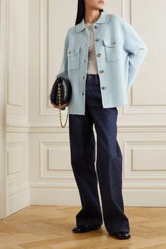 Light Blue Jacket Outfit, London Autumn, Light Blue Blazer, Light Blue Jacket, Jacket Outfit Women, Look Office, Modest Style, Take It Off, Cashmere Jacket