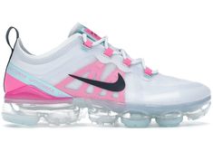 Nike Shox Shoes, Casual Shoes Women Sneakers, Nike Shoes Women Fashion, Nike Air Vapormax 2019, Vapormax 2019, Diy Clothes And Shoes, Purple Sneakers, Nike Air Shoes, Cute Nike Shoes