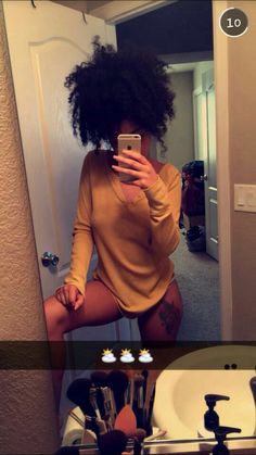 ❥Pinterest :Thatsmarsb <- FOLLOW FOR MORE! Big Hair Dont Care, Foto Poses, Natural Hair Journey, Hair Journey