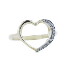 Women's Rings | Best Price | Diamond Rings |This timeless heart ring gives a luxurious twinkle. A refined elegant style. Peridot Rings, Heart Shaped Diamond Ring, Amethyst Rings, Gold Heart Ring, Diamond Heart Ring, Women's Rings, Heart Shaped Diamond, Peridot Ring, Diamond Design