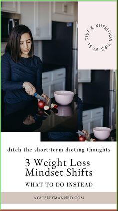 Are you looking to create a mindset shift when it comes to weight loss? Understanding the importance of shifting your weight loss mindset from short term dieting to long term healthy eating habits is your first big step in creating lasting consistent results. Reframing your thoughts around food is, in my opinion, one of the hardest but most important things you can do on your health journey. Visit the link in our profile for more weight loss mindset shifts. Self Sabotaging, No Carb Recipes, Easy Diets, Healthy Eating Tips, Carb Diet, Nutrition Advice, No Carb Diets, Working Moms