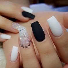 Cute Simple Acrylic Nails Tumblr Black And White DeridingPolyphemus Coffin Art, Black And White Nail Designs, Nails Grunge, 2019 Nails, Coffin Nails Matte, Milky Nails, Grunge Nails, White Nail Designs