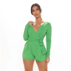 Beautiful Bright Green Romper Size: Xs Never Been Worn* Perfect Condition Green Romper, Girls Rompers, Bright Green, Fashion Nova, Women's Fashion, Honey, Rompers, Green, Women Shopping