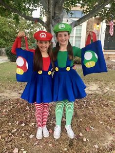 30 Cutest Siblings Halloween Costumes for your Halloween #Siblingsgoals - Ethinify Diy Mario And Luigi Costume For Women, Girls Mario And Luigi Costumes, Diy Luigi Costume For Women, Halloween Costume For Sisters, Mario And Luigi Girl Costumes, Girl Mario Costume, Mario And Luigi Costumes Teen Girl, Mario Girl Costume, Siblings Halloween Costumes