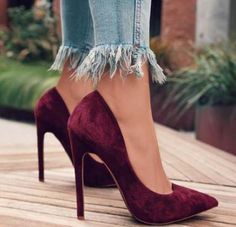 Sepatu Pump, Outfit Jeans, Combat Boot, Women Sneakers, Prom Shoes, Crazy Shoes, High Heel Pumps