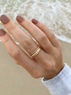 Floral Band – Rune and Light Ring Stack Short Fingers, Gold Casual Rings, Dainty Everyday Rings, Gold Ring Styling, Unique Everyday Rings, Simple Ring Stacking Ideas, Everyday Gold Ring Stack, Classic Ring Stack