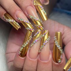 Neon Nail Art, 2024 Nails, Cute Toe Nails, Nails Design With Rhinestones, Cute Toes, Neon Nails, Holographic Nails, Beauty Nails, Toe Nails