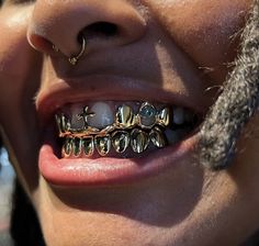 Star Grillz Gold, Grill For Gap Teeth, Gold Slugs Grillz Women, Bottom Gold Grill Women, Grill Inspiration Teeth, Tooth Gap Grillz, Female Bottom Grill, Silver Bottom Grillz, Grills On Gap Teeth