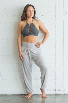 Description Ultra-soft Genie pants were made for lounging in style! Elastic-free, double-fold over waistband Hug your hips while falling loose Ultimate boho baggy fit * We're collecting 1lb of ocean bound plastic with every order! * Fabric & Fit Rayon-Spandex blend: 90% Rayon, 10% Spandex Soft, smooth & practically weightless Four-way stretch FITDesigned for an oversized fit, can feel loose around the waist. It's recommended to size down. Becca: Height: 5'9 | Wearing Size: S Shipping & Returns G Genie Pants, Yoga Dress, Soft Joggers, Sweat Joggers, Comfy Pants, Yoga Set, Grey Pants, Baggy Fits, Lounge Pants