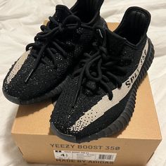 Yeezy Boost 350 V2 Oreo Comes With Original Box Lightly Worn Men’s 4.5 (Women’s 6) #Yeezy #Adidas #Lifestyle Adidas Shoes Yeezy, Yeezy Black, Yeezy Boost 350 V2, Yeezy 350, Yeezy Shoes, 350 V2, Shoes Adidas, Yeezy Boost 350, Yeezy Boost