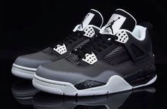 One my top 5 of all time Jordan 4 Fear, Shoe Wishlist, Shoes Classic, Cute Nike Shoes, Nike Free Shoes, Cute Nikes, Nike Shoes Outlet