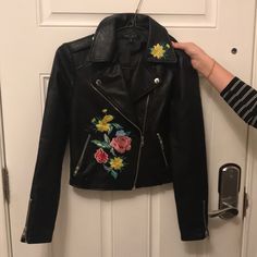 Nwot Black Faux Leather Jacket With Colorful Embroidered Flowers. Perfect Condition Coats Black, Couture Jackets, Black Faux Leather Jacket, Leather Floral, Faux Leather Jacket, Embroidered Jacket, Romeo And Juliet, Faux Leather Jackets, Black Faux Leather