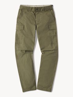 Military-inspired cargo pants in lightweight cotton poplin. | Buck Mason Men's Parachute Poplin Jungle Cargo Pants in Tanker Green Venice Wash, Size 38 | Cotton Jefferson White, Buck Mason, Vintage Military, Military Inspired, Cargo Pant, Mens Spring, Suit Shop, Men Winter, Wedding Suits