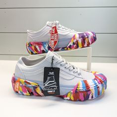 Vans Old Skool Tape Rainbow Swirl Grey Swap Soles Tapered Modular Sneakers Platform Modular Shoes Sneakers Rare Rainbow Multicolored Removable Sole Fashion Walking Skateboarding Outdoors Streetwear Size Men's 7.5 Women's 9 Please Check All Photos!!! Photo May Be A Slight Difference In Color Due To Lighting. Brand New Without A Box. I Ship The Same Day Or The Next Business Day. White Platform Shoes, Old Skool Platform, Color Block Shoes, Brown Leather Sneakers, Yellow Vans, White Platform Sneakers, Sneakers Platform, Old Skool Black, Nerd Fashion