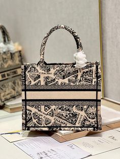 ELE - Dir Bags - 125 A+ Excellent Quality; Contact us if you've any questions in your mind. Stylish Handbags, Evening Clutch Bag, Tote Backpack, Grade 1, Dior Bag, Evening Bags, Mini Bag, Contact Us, Clutch Bag