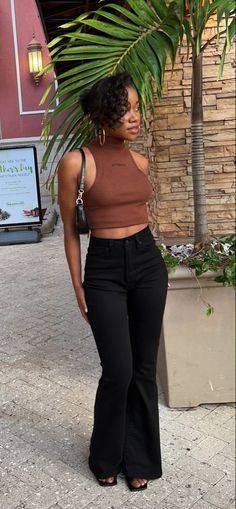 Black Woman Outfit Inspiration, Outfit Inspo Wide Leg Pants, Casual Outfit Inspo Black Women, Flare Wide Leg Jeans, Black Leg Pants Outfit, Soft Black Women Outfits, Aesthetic Outfits For Black Women, Black Women Everyday Outfits, Black Woman Clothes Aesthetic