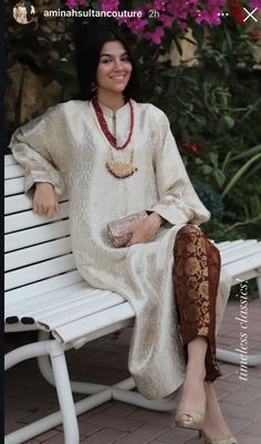 Simple Kurta Designs, Pakistani Fashion Casual, Womens Trendy Dresses, Pakistani Wedding Outfits, Pakistani Fancy Dresses, Desi Clothes, Designer Dresses Casual, Stylish Party Dresses, Party Wear Indian Dresses