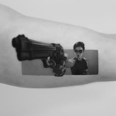 Beautiful detailed tattoo of Trinity from The Matrix. "Dodge this." Matrix Dodge, Alt Tats, The Matrix Trinity, Memento Tattoo, Matrix Trinity, Liza And David, Black White Tattoo, Trinity Tattoo