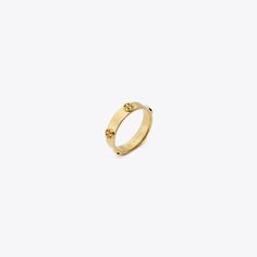 Our iconic collection, reimagined as jewelry. Perfect for stacking, the Miller Ring is dotted with Double T studs. Kira Chevron, Miller Sandal, Middle Finger Ring, Tory Burch Miller, Everyday Rings, Rings Cool, Ring Fit, Gold Studs, Quality Jewelry