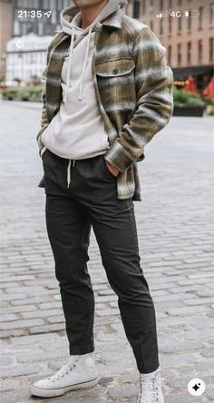 Hoodie And Shirt Outfit Men, Guy Cute Outfit, Popular Mens Outfits, Men’s Hoodie And Jacket Outfit, Men Outfits With Hoodie, Men’s Hoodie Style, Hoodies With Shirts Over Them Outfits, Cloths Ideas Men, Hoodie Styles Men