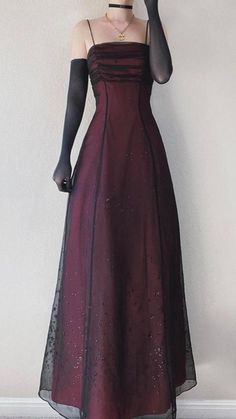 Mode Hippie, Chique Outfits, Formal Evening Dress, Prom Dresses Vintage, Pretty Prom Dresses, فستان سهرة, Fairytale Dress, Grad Dresses