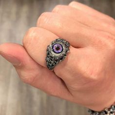 made by Strange Freak Designs SFD-R-077-w-D eye ring resin eye made in JAPAN if you want other ring gauge please contact us. Creepy Rings, Luxury Handmade Unique Skull Ring, Handmade Gothic Ring As A Collectible, Dragon Eye Ring, Collectible Gothic Sterling Silver Rings, Ring Resin, Purple Band, Eye Ring, Silver Work