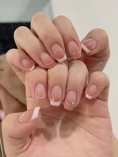 Easy Nails, Her Nails, Nail Forms, Short Acrylic Nails Designs, Nailed It, Elegant Nails, Short Acrylic Nails, Nail Accessories, Rhinestone Nails