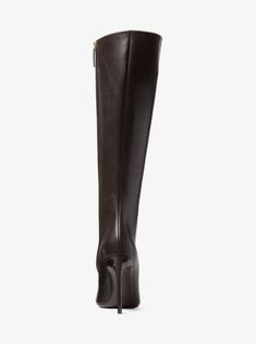 Crafted in Italy from buttery-smooth leather, our show-stopping Tatjana boot features a knee-high shaft and leg-lengthening pointed toe. An interior zip fastening makes this pair easy to slip on and off. Endlessly versatile, they will look chic styled with dresses and denim alike. Girlfriend Presents, Presents Christmas, Women Gifts, Brown Leather Boots, Christmas Gifts For Her, Look Chic, Gifts For Mum, Smooth Leather, Girlfriend Gifts