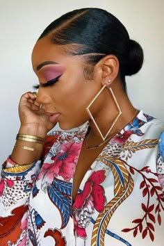 Cabello Afro Natural, Slick Hair, Hoop Earrings Diamond, Fun Hairstyles, Makeup Station, Fabulous Hair