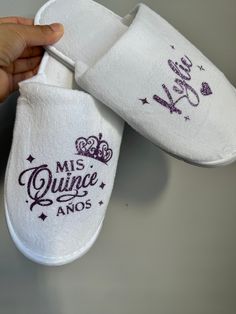 White closed slippers size 4-11 one size fits most  Disposable slippers  Choose lettering color  Choose Size Write name on personalization box  Any questions please feel free to contact me. Quince Slippers, White Round Toe Slippers As Gift, White Comfortable Slippers For Gift, White Round Toe Slippers Gift, Quince Pillows, Quinceanera Heel Pillow, Quinceañera Pillow, Quinceanera Pillows Set, Personalized Slippers