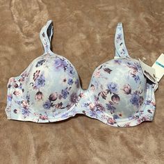 Jessica Simpson 40c Floral Bra With Padded Straps , Molded Cups, Secure 3 Prong Back Hooks, Nwt And Perfect T Shirt Bra Clean Beauty Contemporary Farmhouse New With Tags Spring Summer Winter Fall Athletic Supportive Clean Free Of Rips Stains Holes And Smells Floral Bra, Contemporary Farmhouse, T Shirt Bra, Summer Winter, Clean Beauty, Jessica Simpson, Women's Intimates, Blue White, Fall Winter