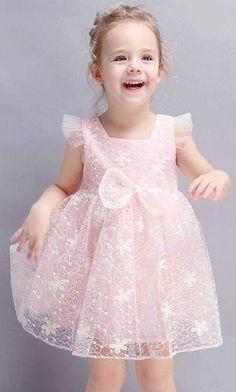 Best Birthday Gift, Designer Mini Dresses, Girl Dress Patterns, Kids Designer Dresses, Kids Frocks, Baby Frocks Designs