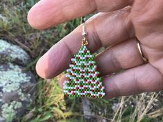 Christmas Tree Beaded Earrings - Etsy Seed Bead Christmas Tree, Beaded Christmas Tree Earrings, Seed Bead Christmas, Beading Earring, Bead Christmas Tree, Beaded Christmas Tree, Christmas Beading, Beaded Trees, Seed Beads Diy