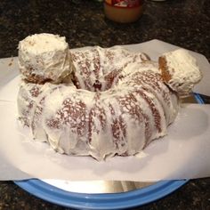 a bundt cake sitting on top of a blue plate