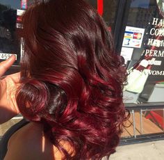 Cabello Afro Natural, Pressed Natural Hair, Dyed Red Hair, Dark Red Hair, Burgundy Hair, Trending Hairstyles