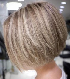 Celebrity Short Hairstyles, Blonde Balayage Bob, Short Layered Bob Haircuts, Cute Bob Hairstyles, Κούρεμα Bob, Short Layered Bob Hairstyles, Layered Bob Short, Framing Layers