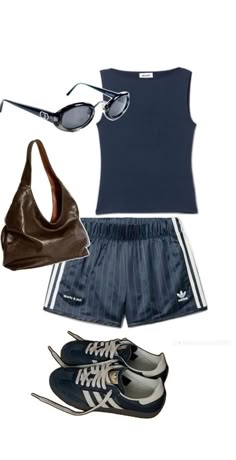 Summer Outfits 2025 Trends, Appropriate Summer Outfits, Berlin Summer Outfits, Phuket Outfit, Baseball Game Fits, Outfits Lollapalooza, Capsule Spring Wardrobe, Theater Outfit, Copenhagen Girl